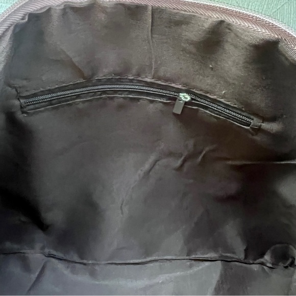 “Criss Cross” Oversized Clutch/ Laptop Case. NWOT - Picture 7 of 7